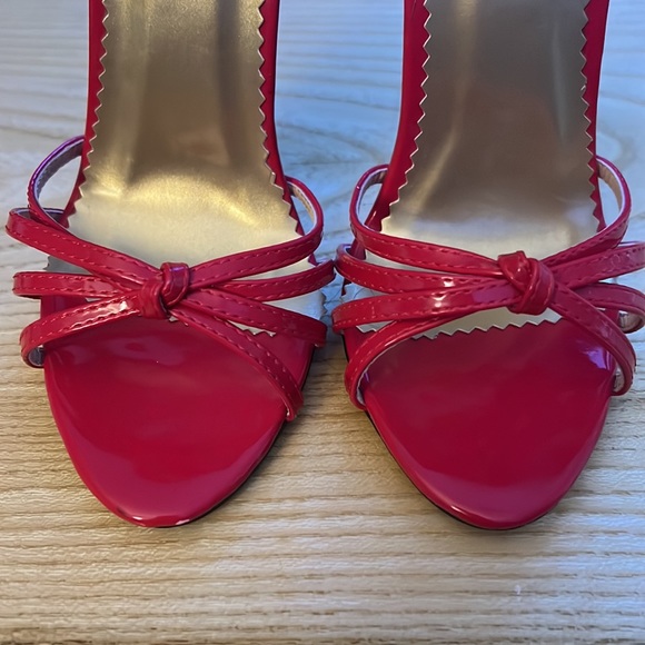 Fetish heels - Picture 2 of 11